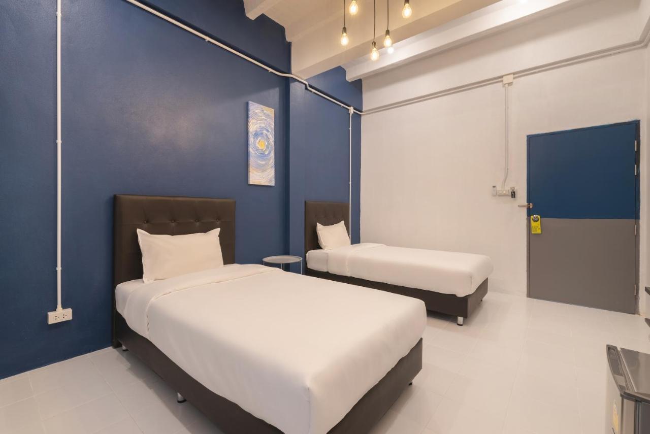 Bedgasm Hotel X Cafe Nimman Чіангмай Екстер'єр фото