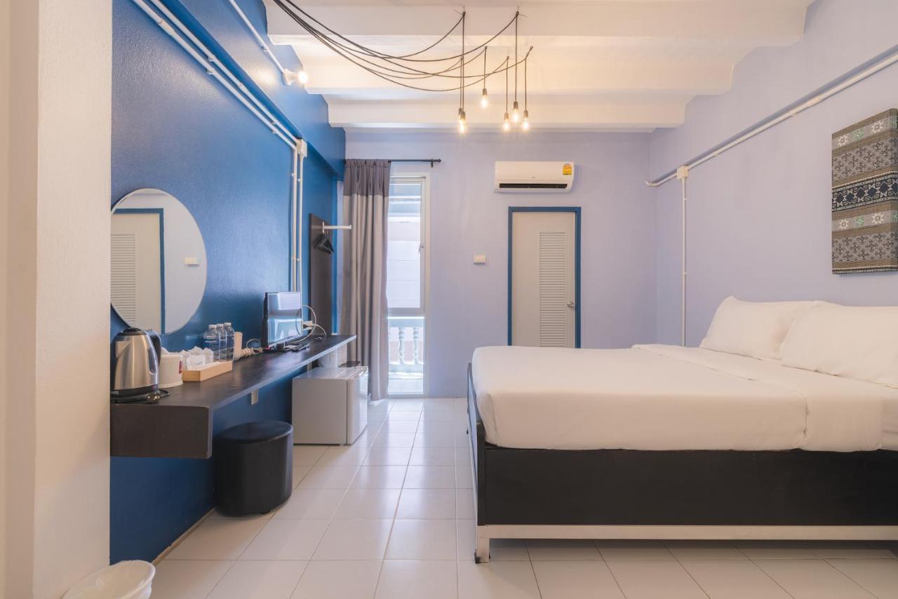 Bedgasm Hotel X Cafe Nimman Чіангмай Екстер'єр фото