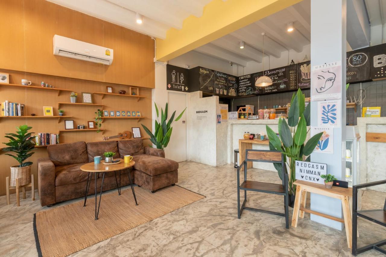 Bedgasm Hotel X Cafe Nimman Чіангмай Екстер'єр фото